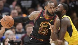 詹姆斯爆料新鞋视频播放,科技与时尚的完美融合